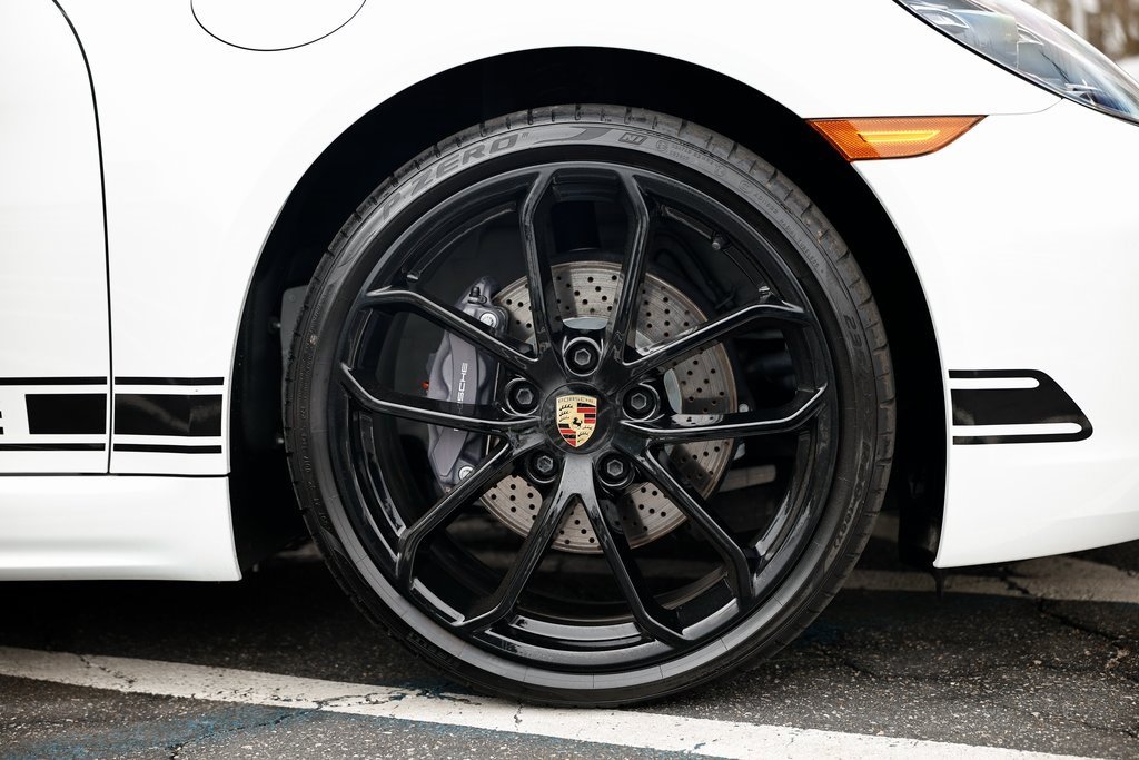 Certified 2024 Porsche 718 Boxster image 11