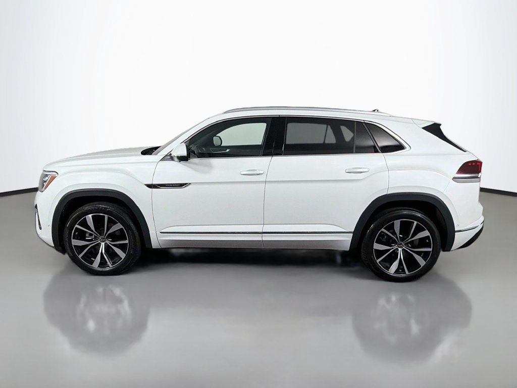Used 2026 Volkswagen Atlas Cross Sport SEL Premium R-Line AWD/4WD image 4