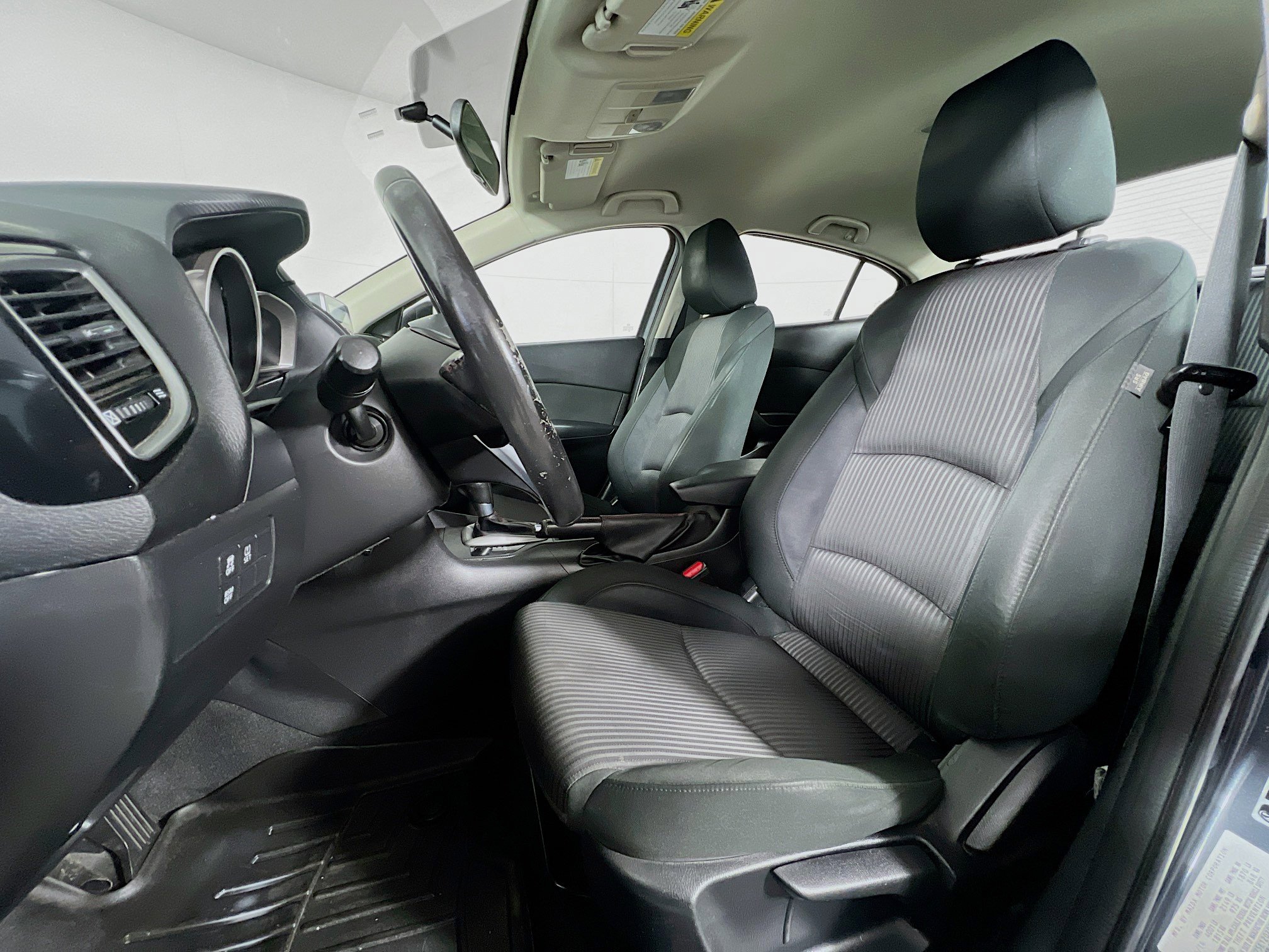 Used 2014 MAZDA MAZDA3 i Touring image 10