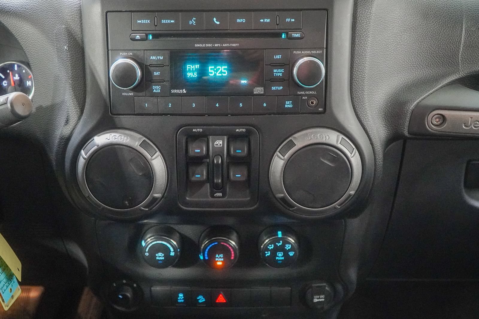 Used 2014 Jeep Wrangler Unlimited Sport w/ Quick Order Package 24S AWD/4WD image 24