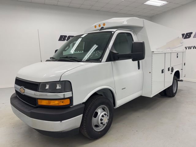 New 2026 Chevrolet Express 3500 w/ Power Convenience Package RWD image 1