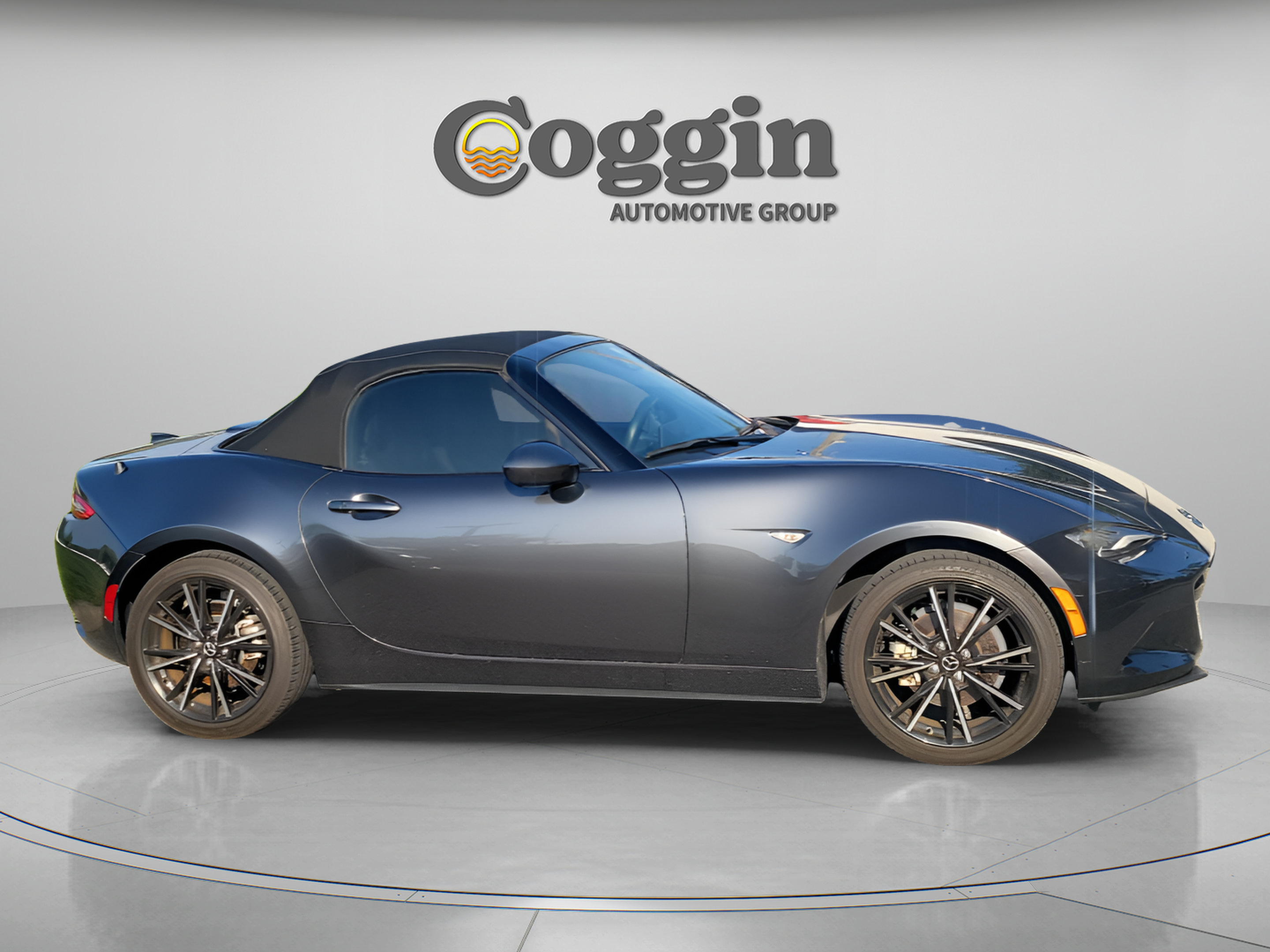 Used 2024 MAZDA MX-5 Miata Grand Touring w/ Weather Package RWD image 7