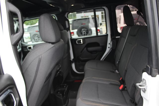Used 2024 Jeep Wrangler Unlimited Sport AWD/4WD image 24