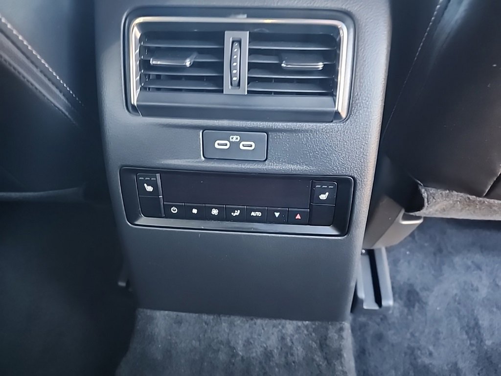 Certified 2025 MAZDA CX-90 3.3 Turbo S w/ Premium Package image 30