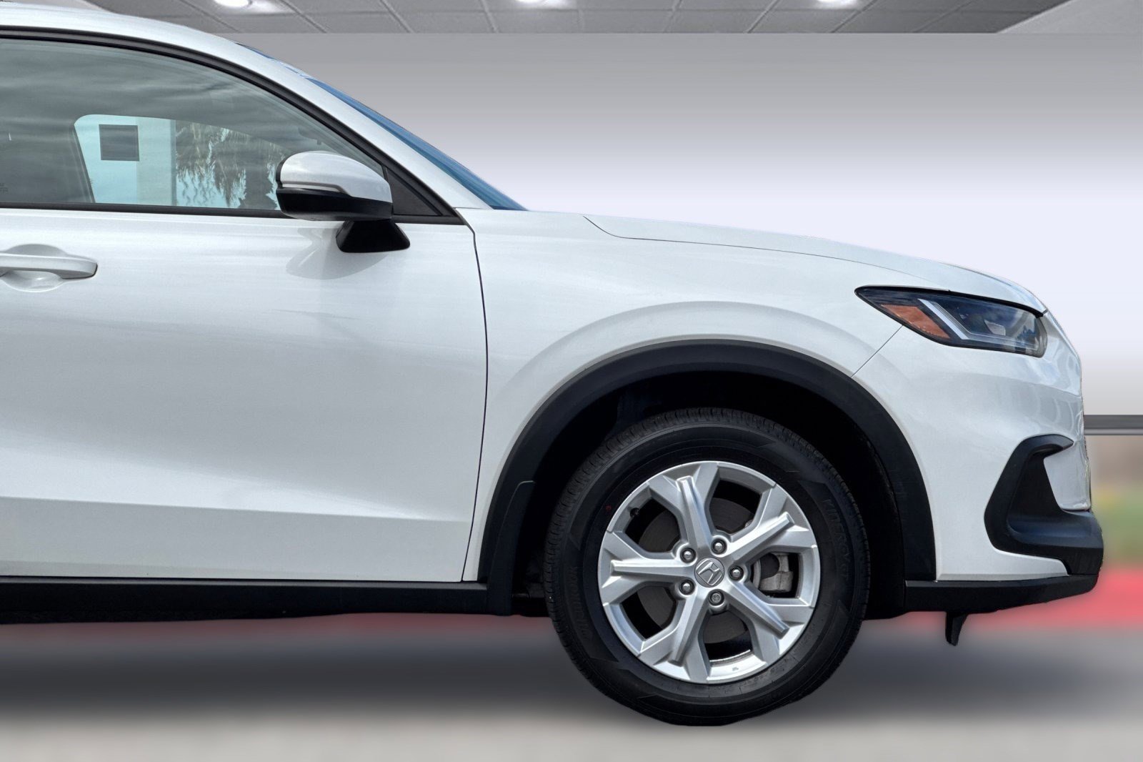 Used 2023 Honda HR-V LX image 34