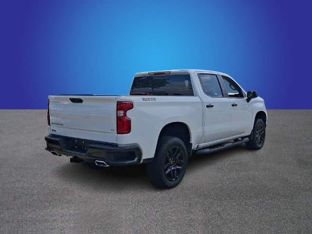 Used 2026 Chevrolet Silverado 1500 LT Trail Boss w/ Convenience Package II AWD/4WD image 4