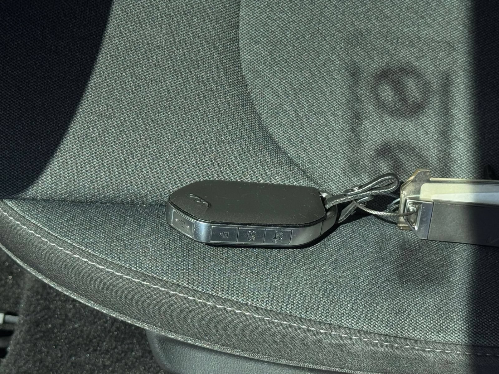 Used 2025 Kia K4 FWD image 21