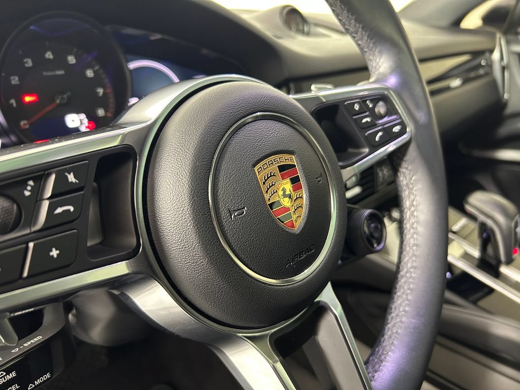 Certified 2020 Porsche Cayenne AWD/4WD image 18