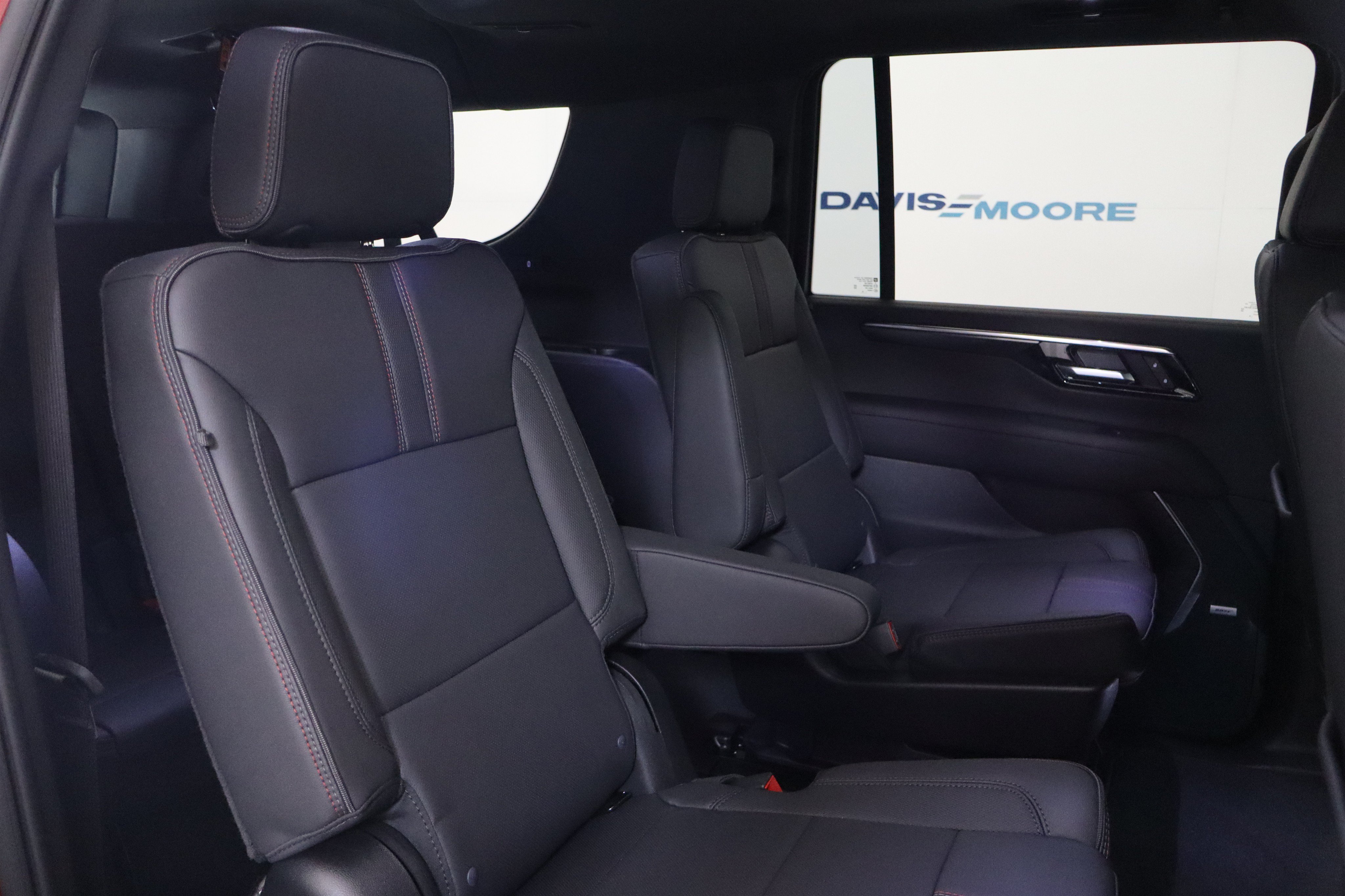 New 2026 Chevrolet Suburban RST AWD/4WD image 22