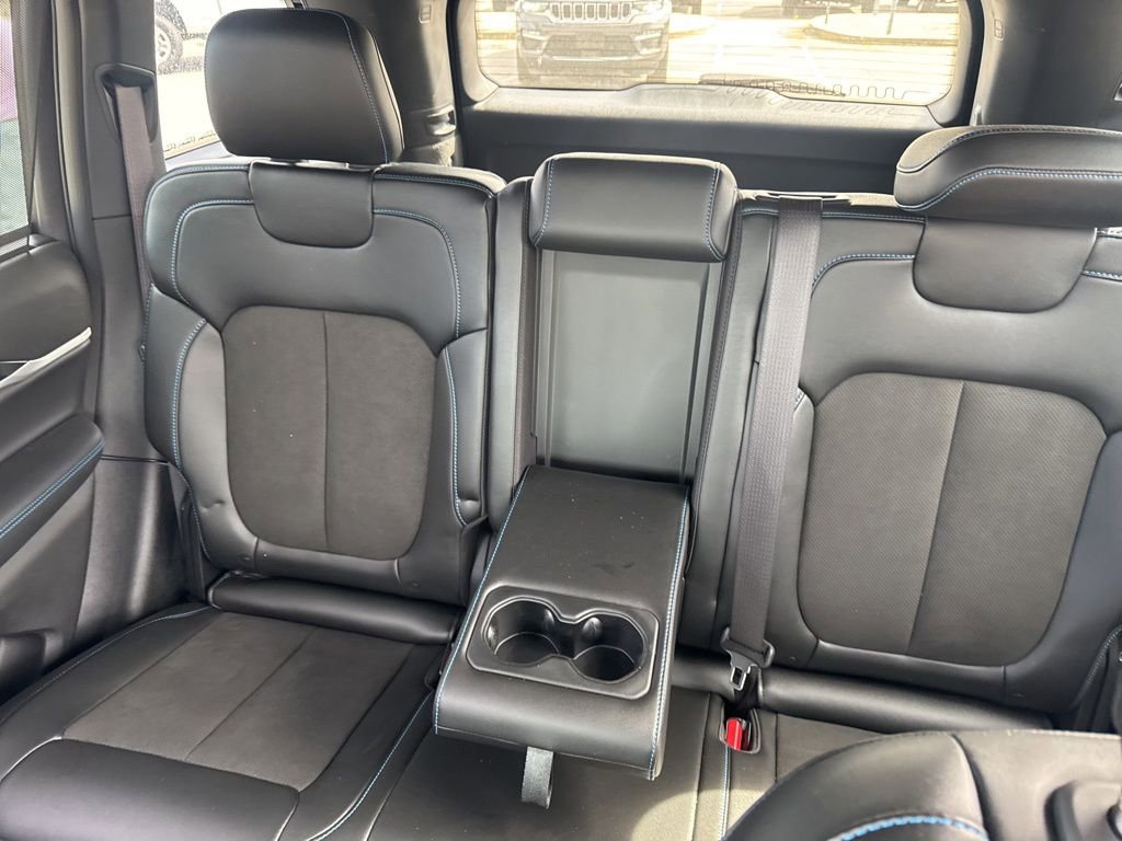 Used 2023 Jeep Grand Cherokee Trailhawk w/ Advanced Protech Group II image 19