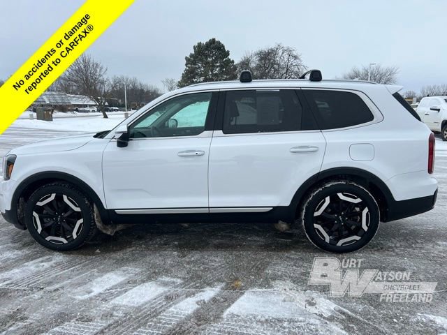Used 2023 Kia Telluride S image 3