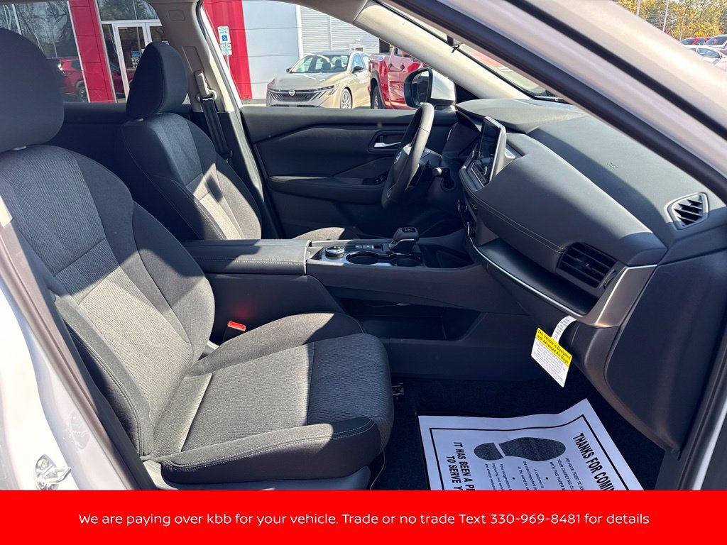 New 2027 Nissan Rogue SV w/ Cold Weather Package AWD/4WD image 29