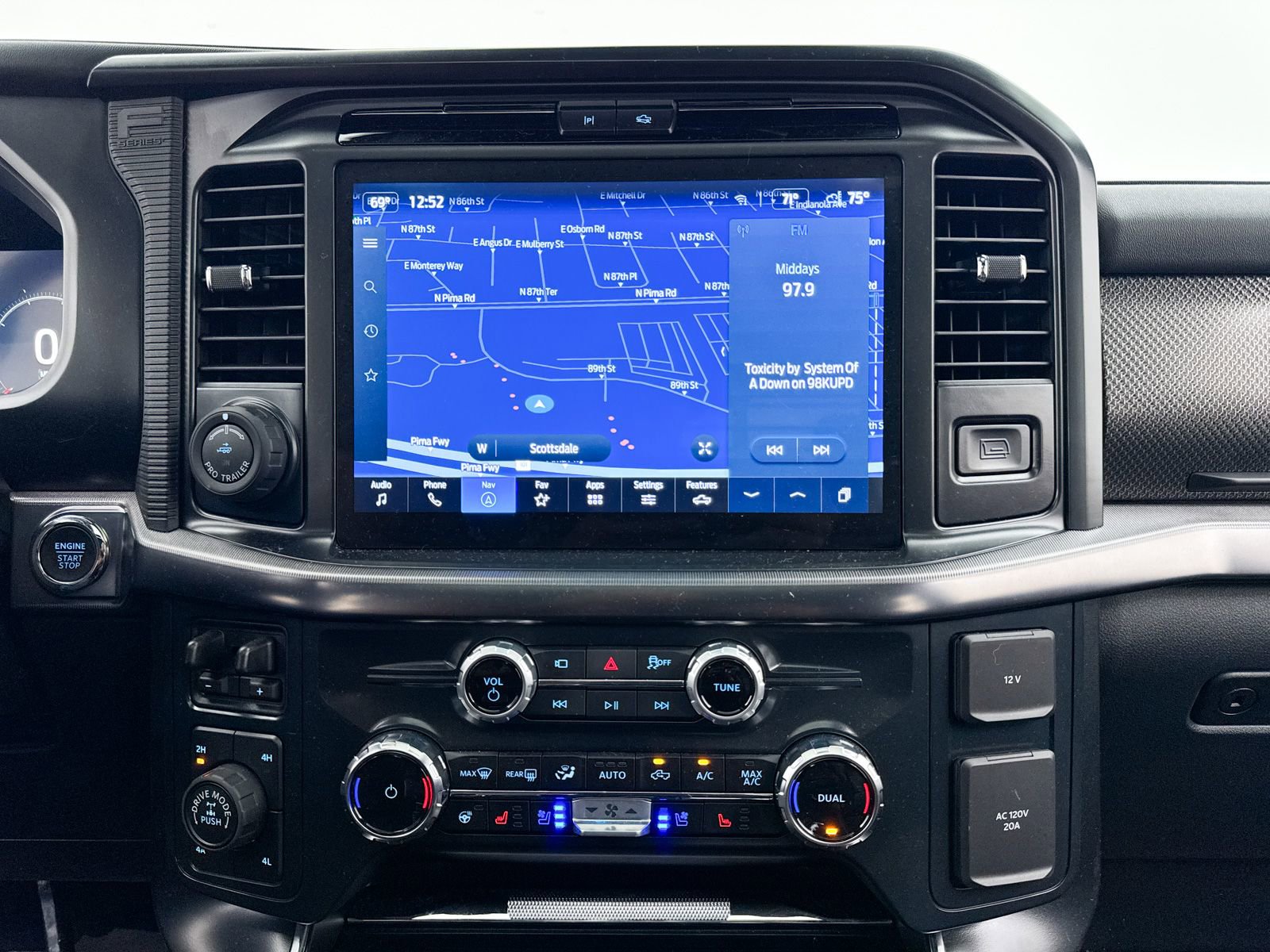 Used 2025 Ford F150 Raptor image 24