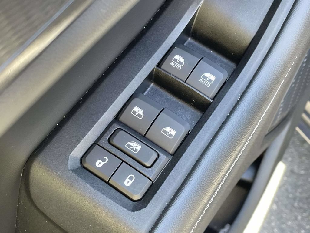 Certified 2023 Jeep Grand Cherokee L Laredo AWD/4WD image 25