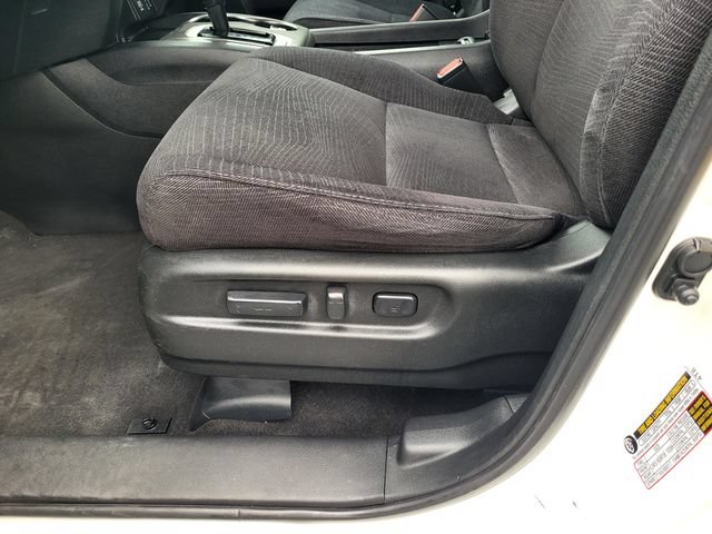 Used 2017 Honda Pilot EX image 16
