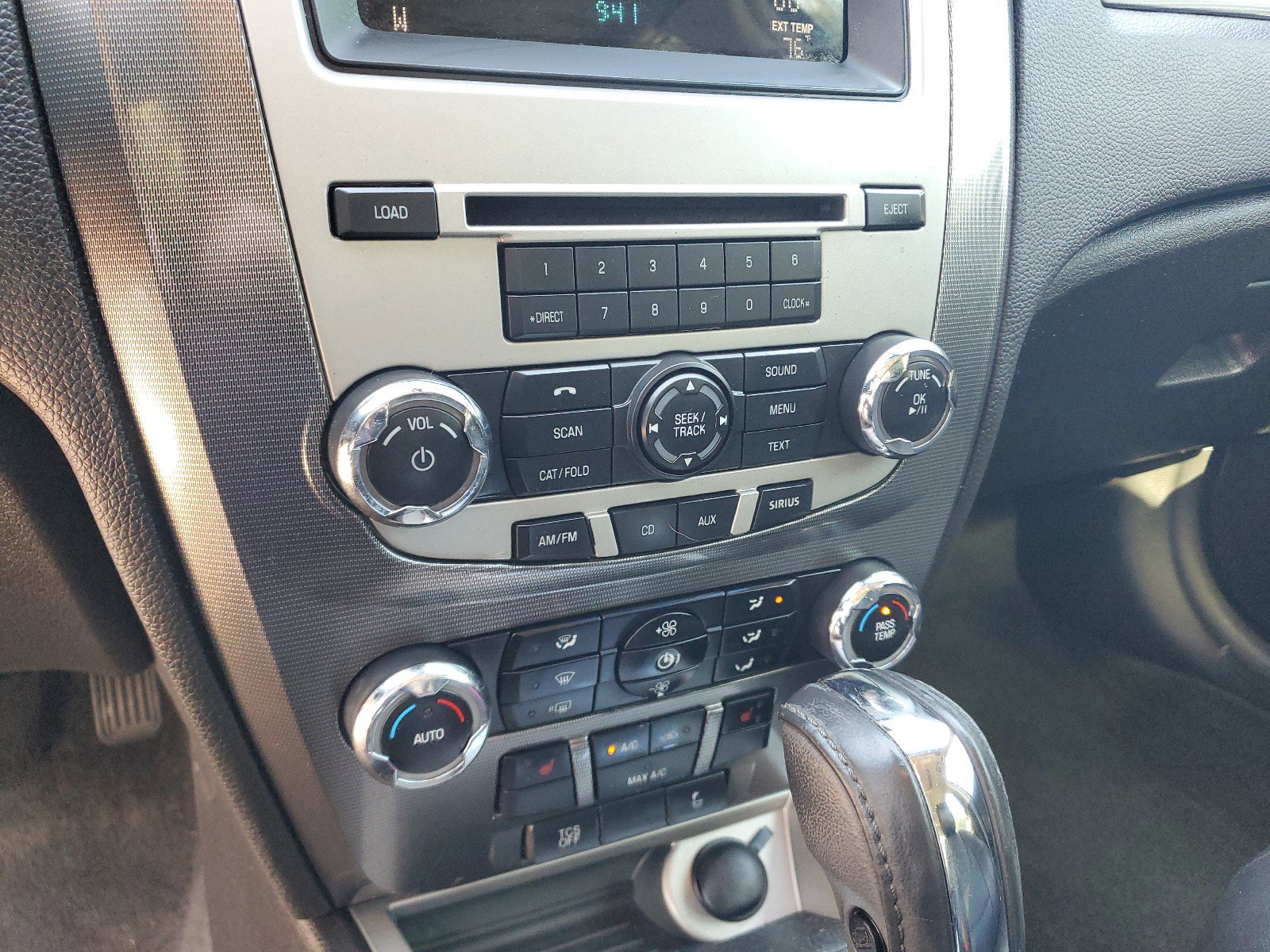 Used 2012 Ford Fusion SEL FWD image 22