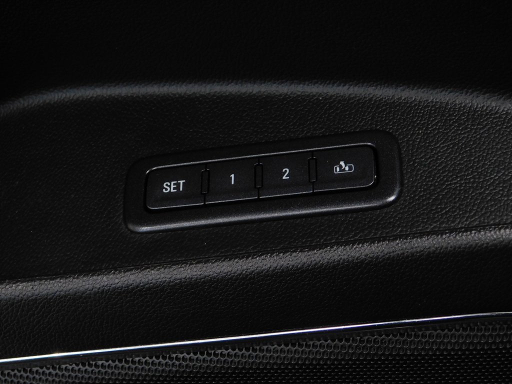 Used 2018 Chevrolet Tahoe Premier image 25