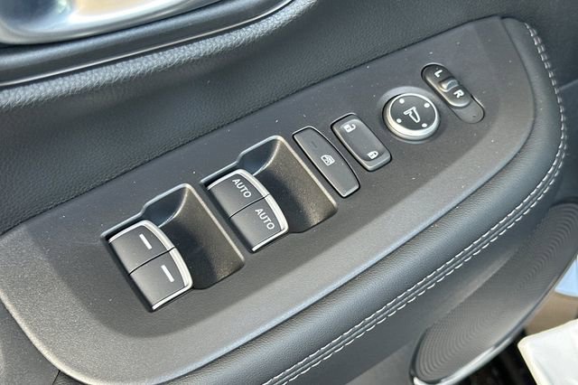 New 2026 Honda HR-V EX-L image 12