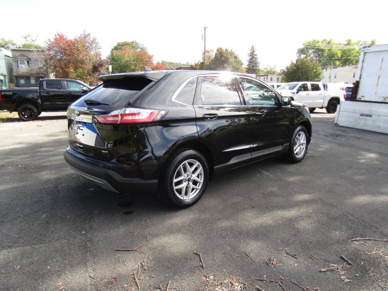 Used 2023 Ford Edge SEL image 43