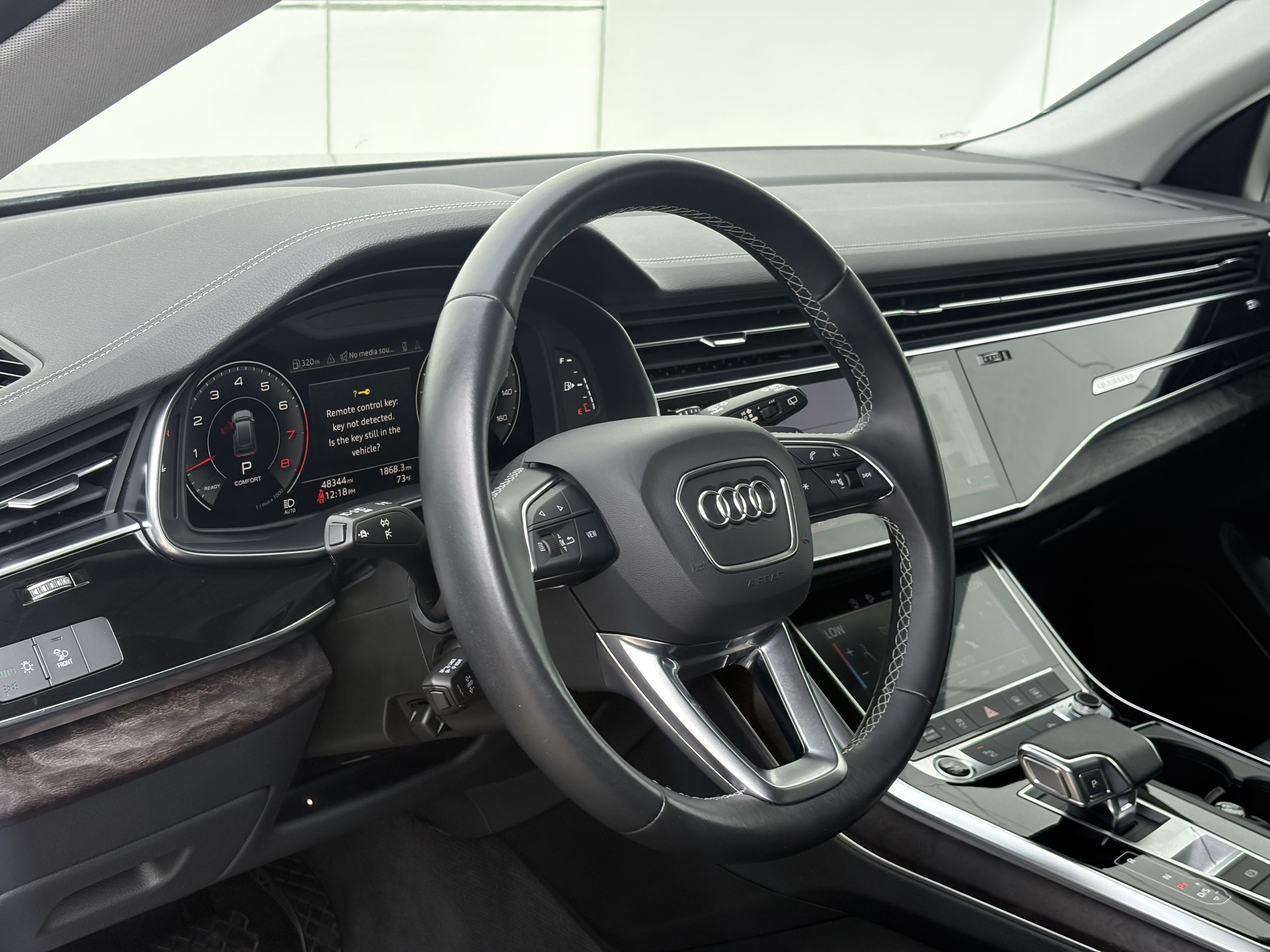 Used 2023 Audi Q8 Premium AWD/4WD image 15