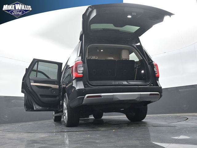 Certified 2022 Ford Expedition Limited RWD image 30