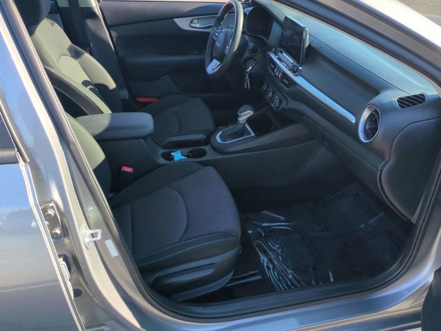 Used 2024 Kia Forte LXS image 35