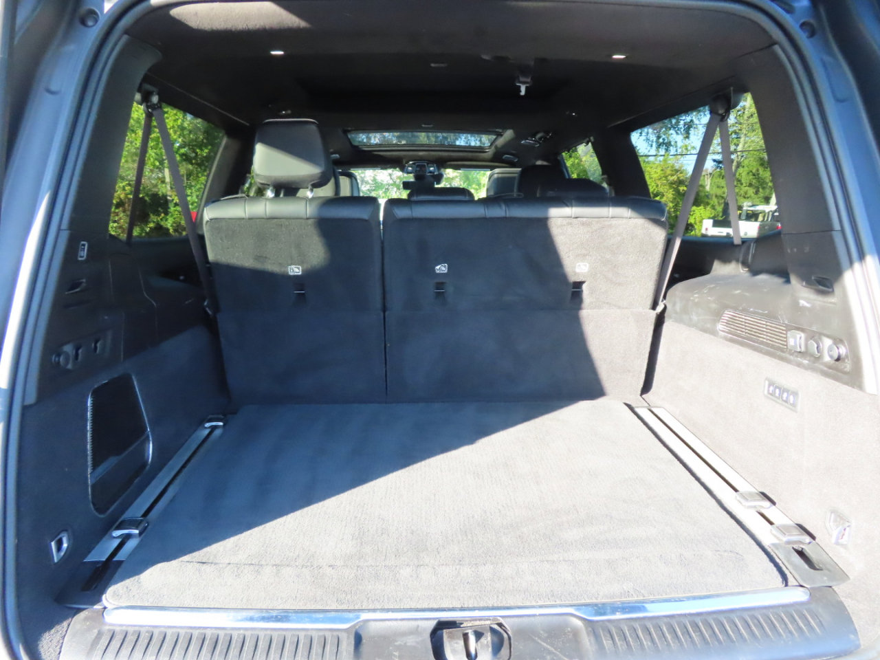 Used 2024 Jeep Grand Wagoneer L Series II w/ Quick Order Packagew 28T image 47