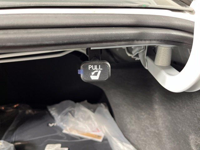 New 2027 Nissan Sentra SR w/ SR Premium Package FWD image 49