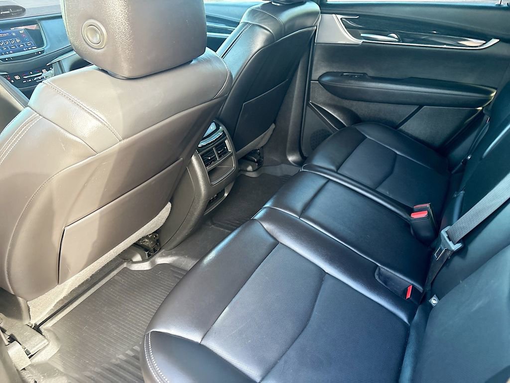 Used 2022 Cadillac XT5 Premium Luxury w/ LPO, Floor Liner Package AWD/4WD image 26