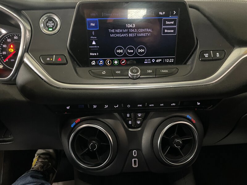 Used 2021 Chevrolet Blazer LT FWD image 12