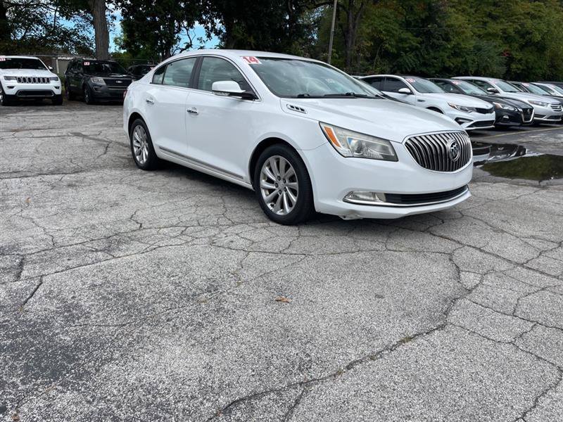 Used 2014 Buick LaCrosse Leather w/ Driver Confidence Package FWD image 3