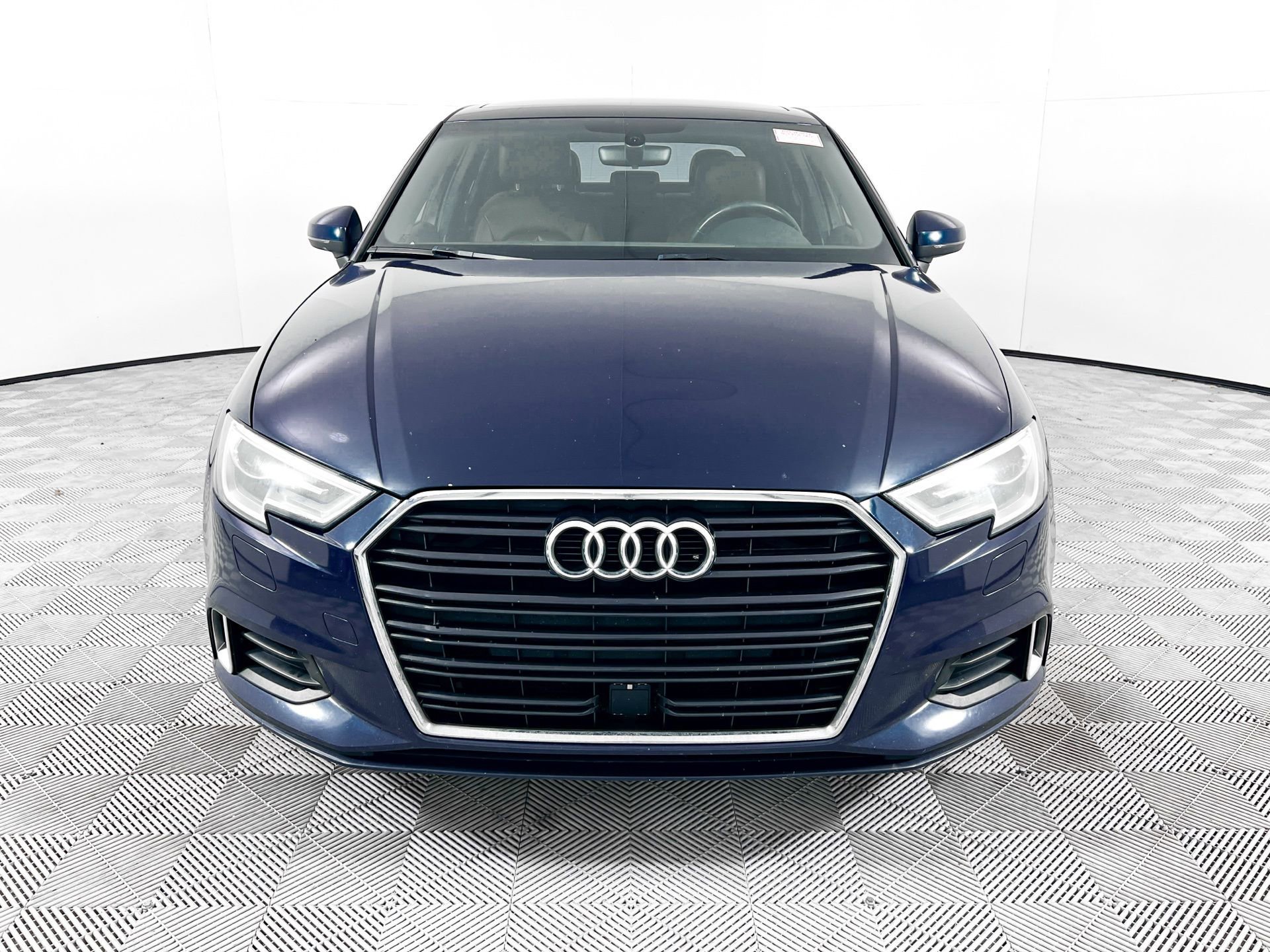 Used 2018 Audi A3 2.0T Premium w/ Convenience Package image 2