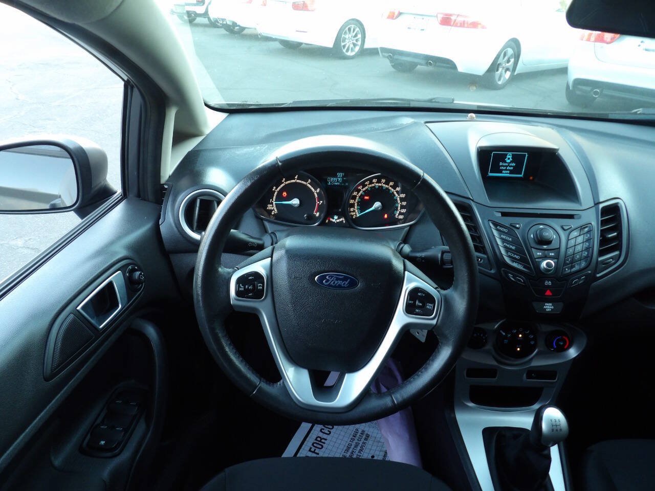 Used 2014 Ford Fiesta SE FWD image 5