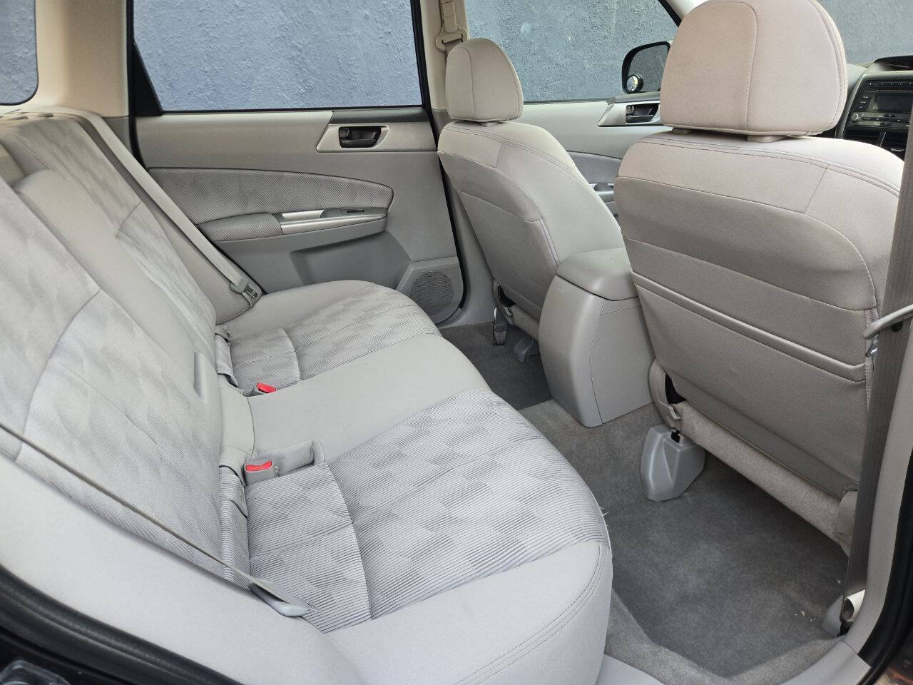 Used 2010 Subaru Forester 2.5X AWD/4WD image 9