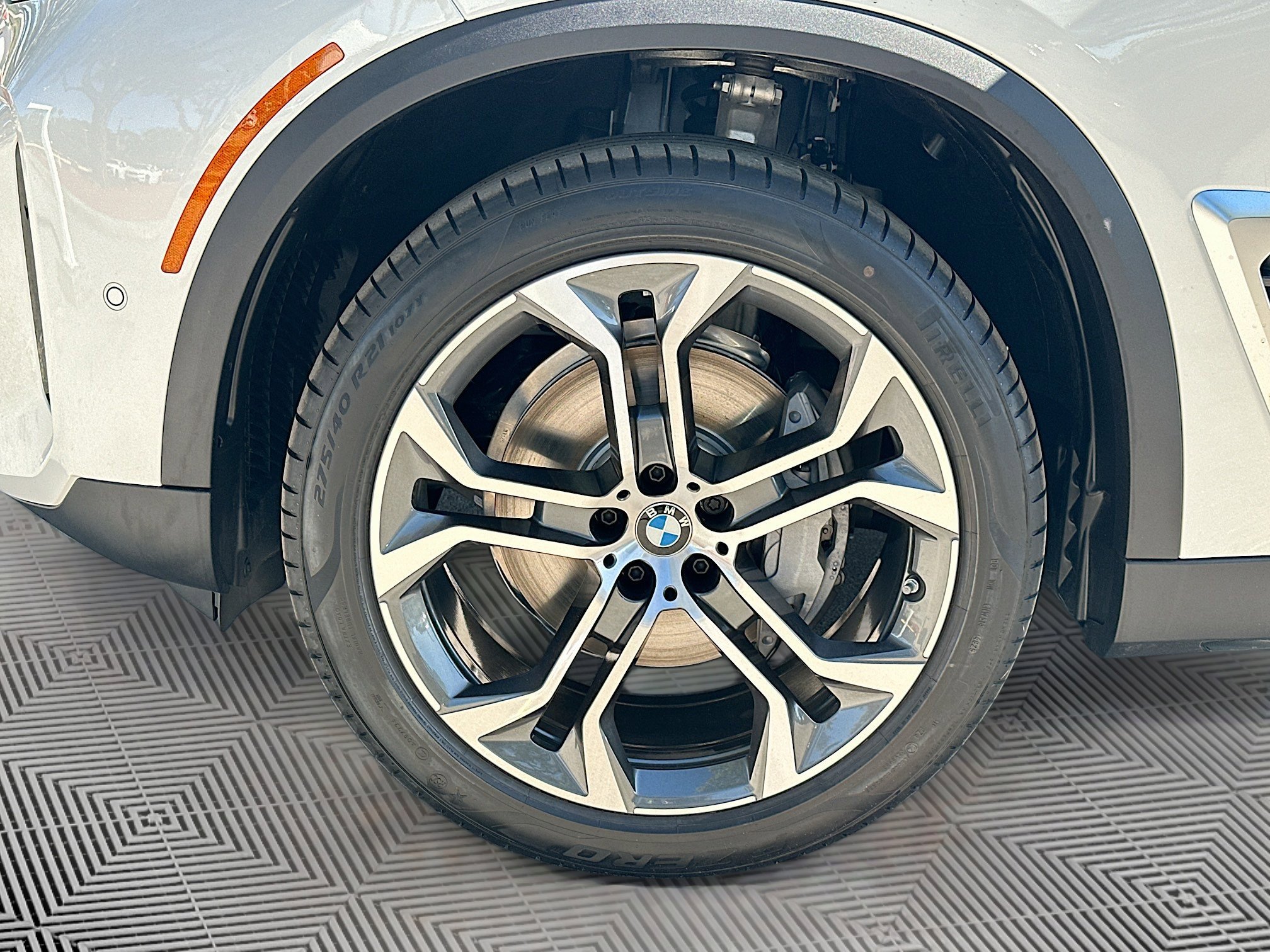 New 2026 BMW X5 sDrive40i RWD image 7