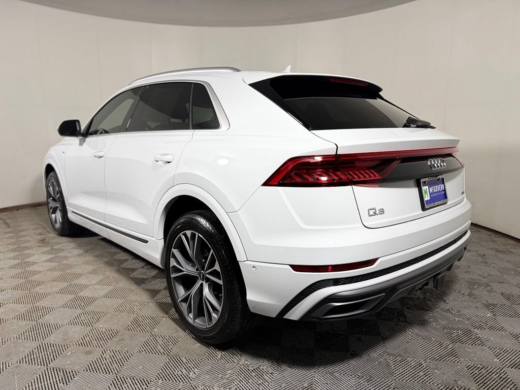 Used 2023 Audi Q8 Premium Plus AWD/4WD image 4