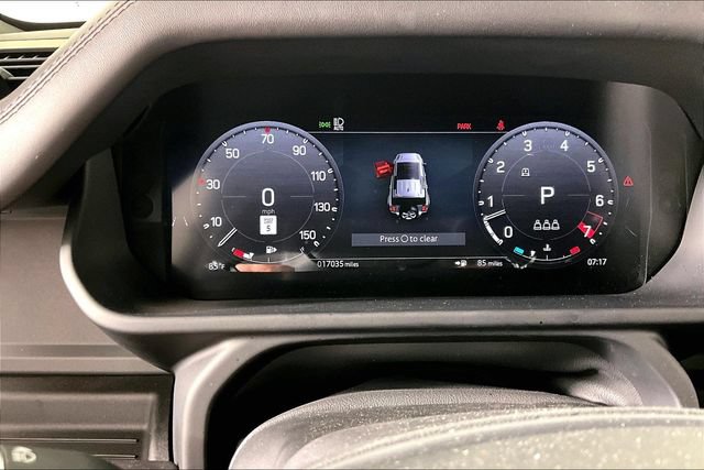Used 2025 Land Rover Defender 110 X-Dynamic SE AWD/4WD image 12
