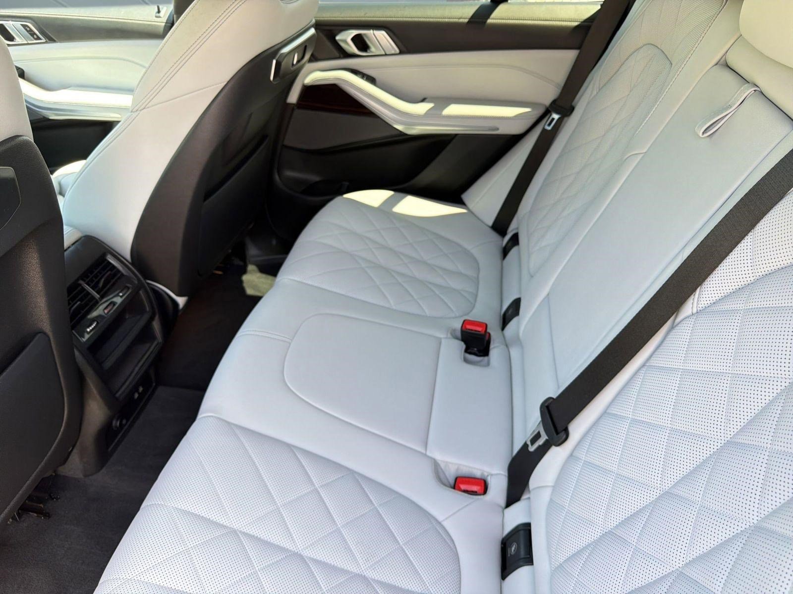 Certified 2024 BMW X5 sDrive40i w/ Premium Package RWD image 27
