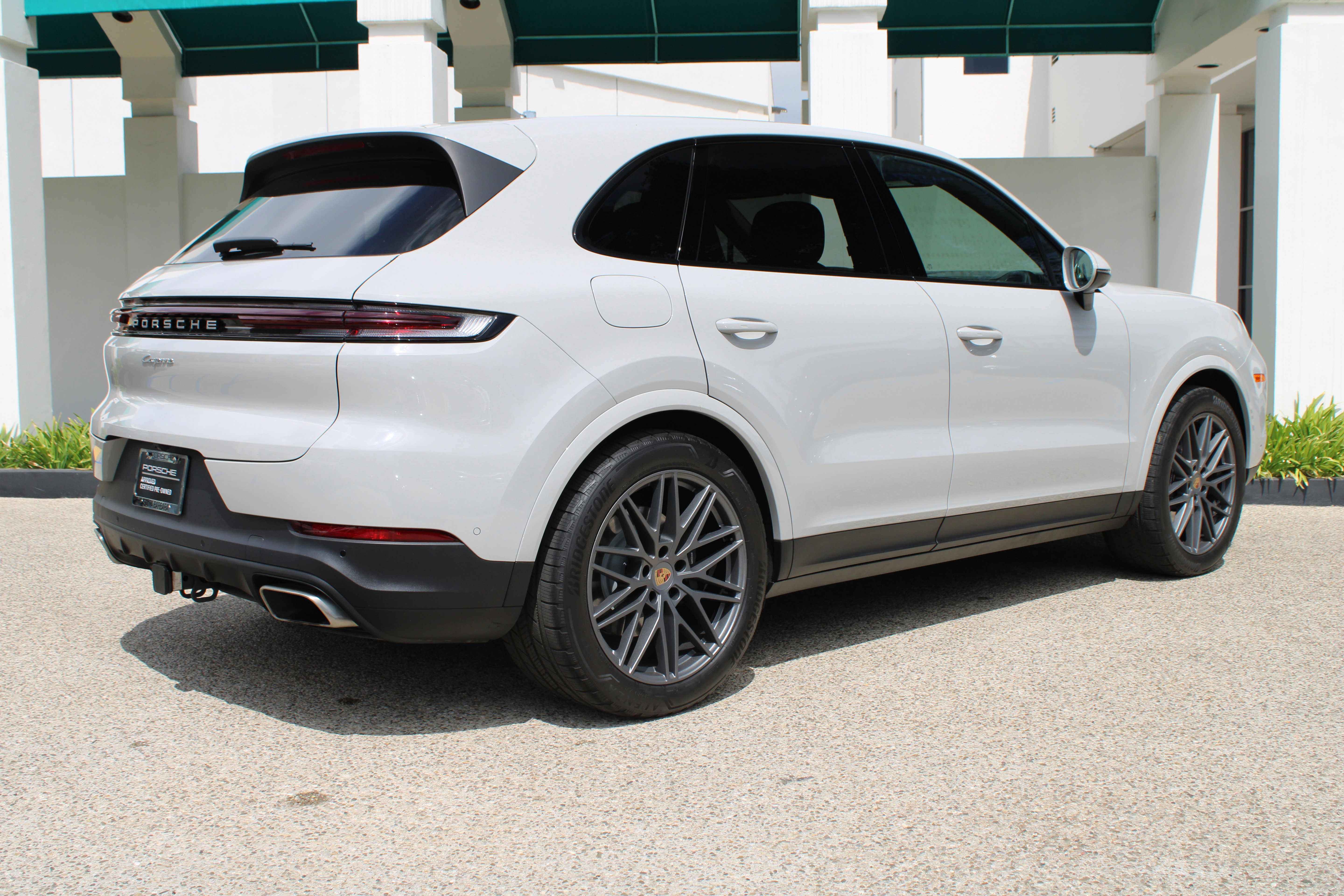 Certified 2025 Porsche Cayenne image 7