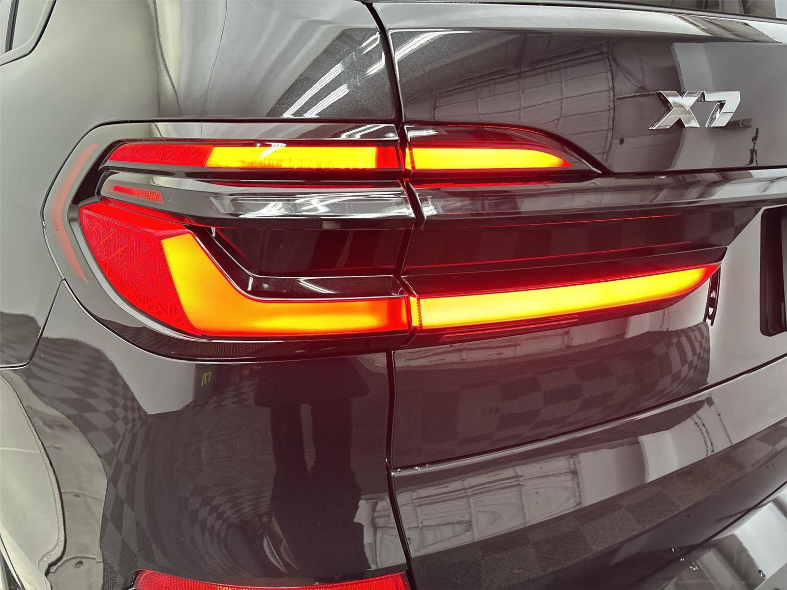 New 2026 BMW X7 M60i image 19