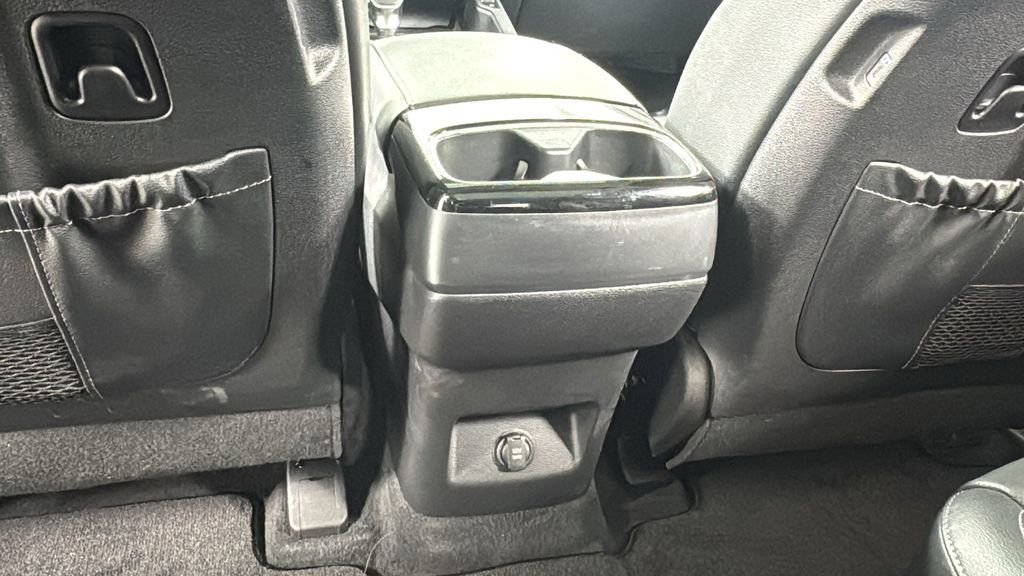 Used 2023 Kia Telluride SX image 39