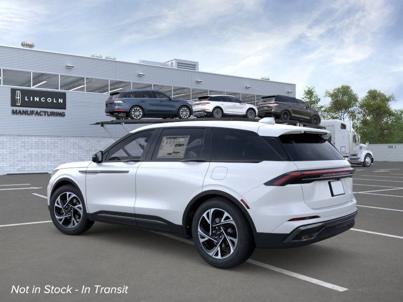 New 2026 Lincoln Nautilus Premier AWD/4WD image 4