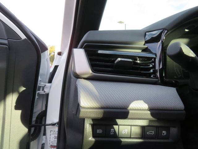 Certified 2026 Toyota Camry SE image 32