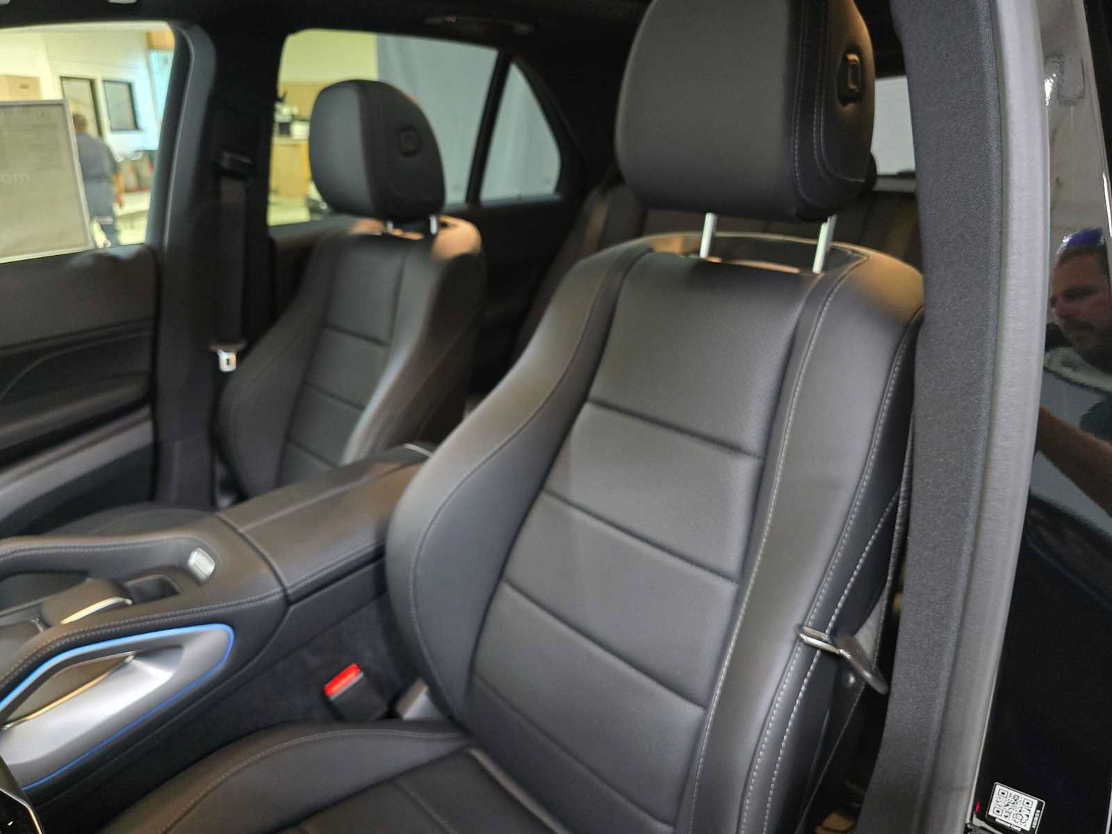 New 2026 Mercedes-Benz GLE 450e 4MATIC image 21