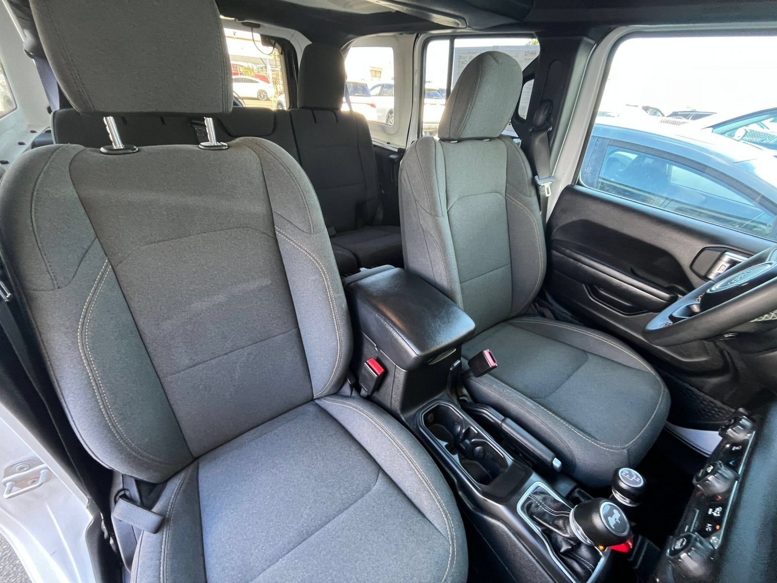 Used 2025 Jeep Wrangler Unlimited Sport AWD/4WD image 36