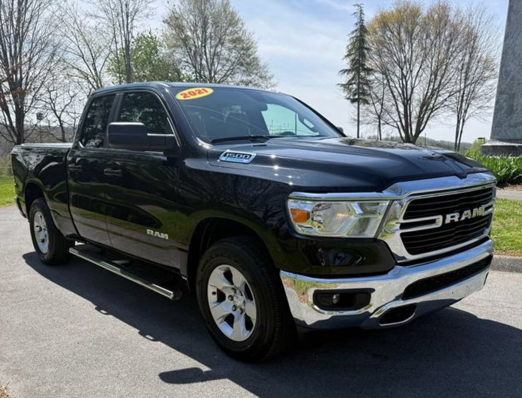 Used 2021 RAM 1500 Big Horn AWD/4WD image 3