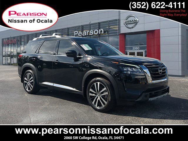Certified 2025 Nissan Pathfinder Platinum