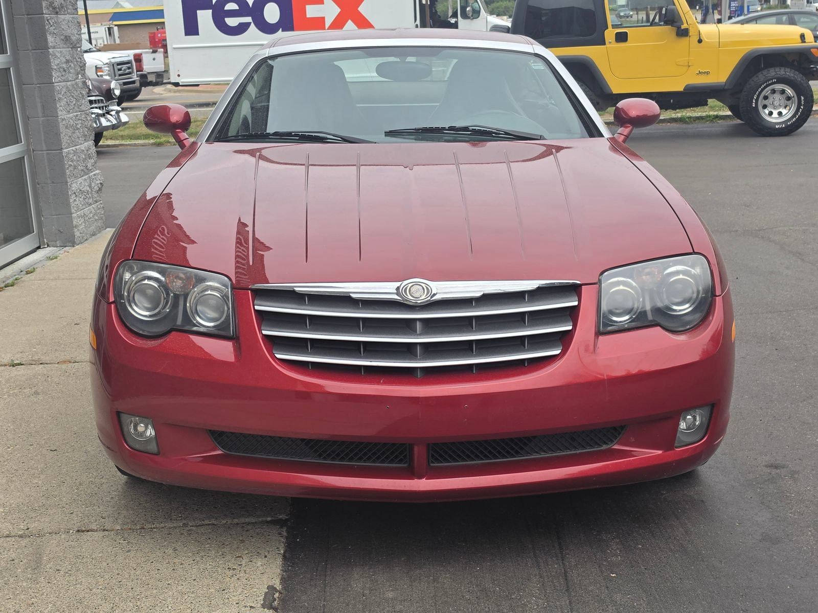 Used 2004 Chrysler Crossfire Coupe RWD image 2