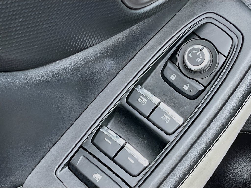 Used 2023 Subaru Forester Limited AWD/4WD image 18