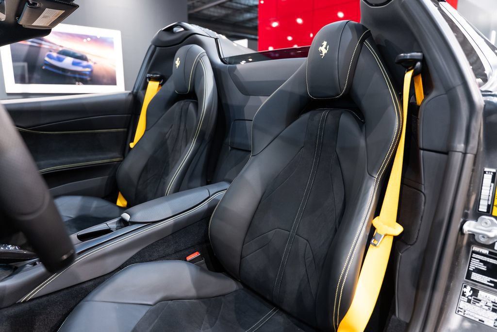 Certified 2023 Ferrari 812 GTS RWD image 4